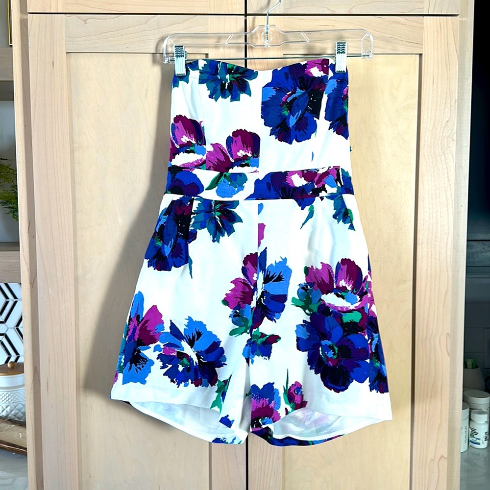 Shoshanna Floral strapless romper sz 4